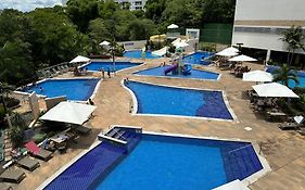Rio Quente Park Veredas Vista paras Piscinas Rio Quente no Fundo esta Liberado